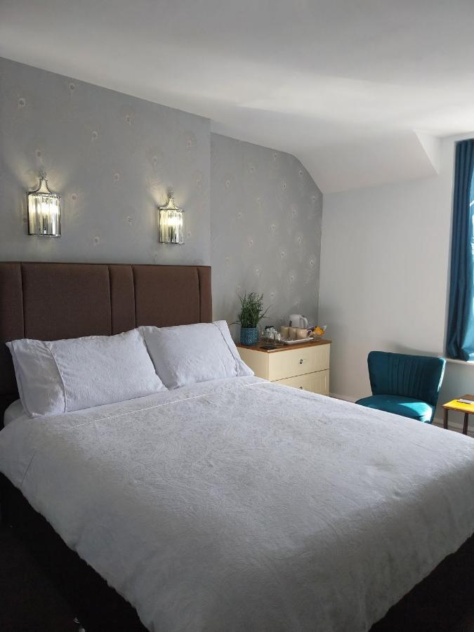The Rosedene Hotel Llandudno Bagian luar foto
